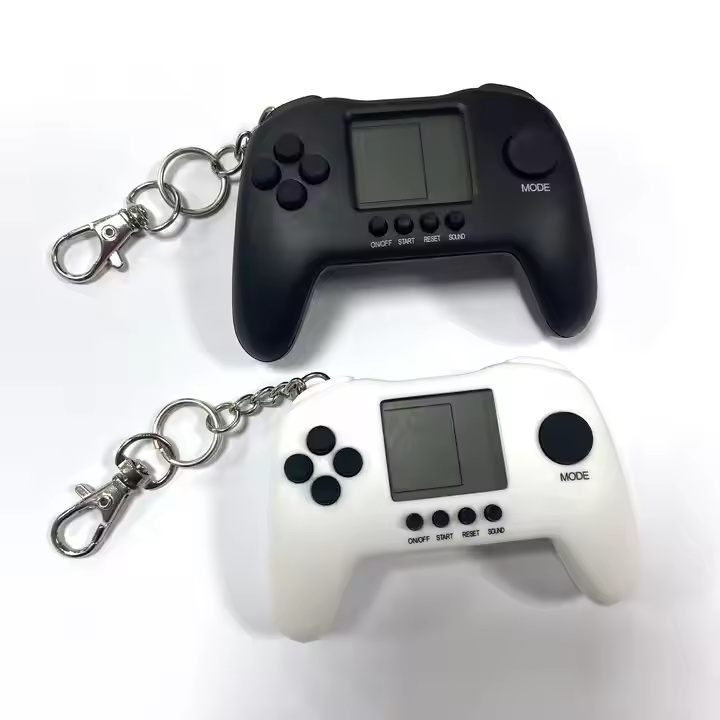 YLW High Quality Mini Retro Handheld Game Player For Sup Video Games Handle Keyring Keychain game console