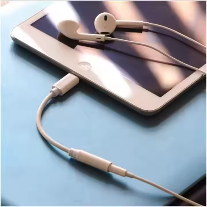 wholesale audio adapter cable 3.5mm adapter AUX Headset Adapter jack headphone For iPhone