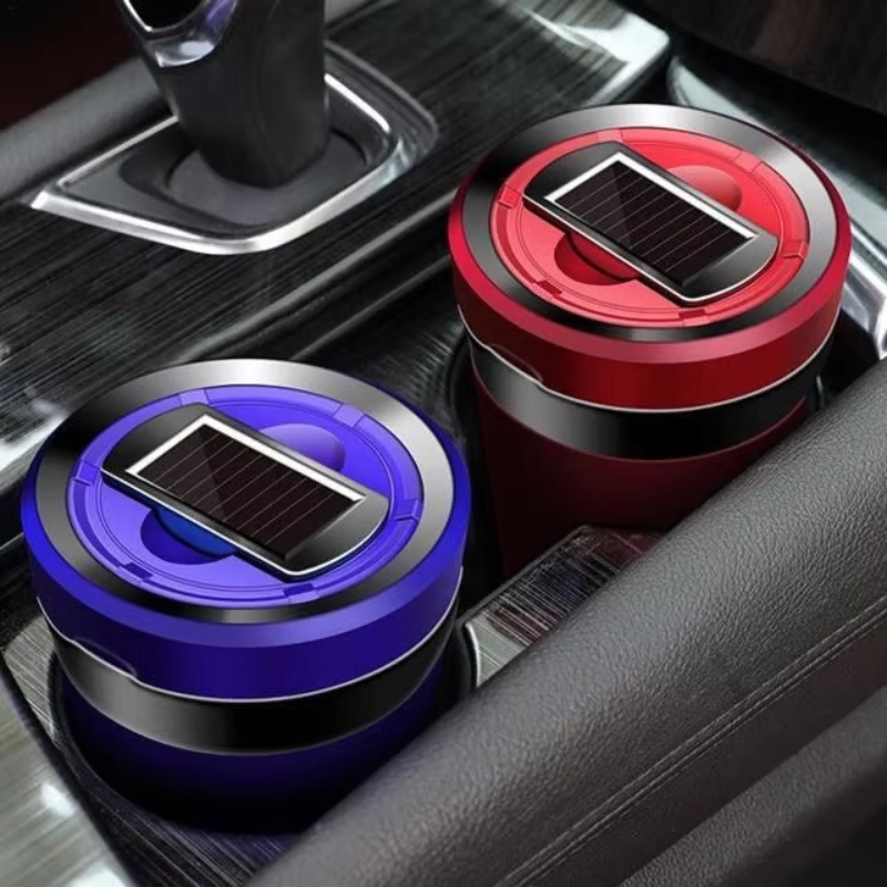 Creative personality with led light ceramic liner with cigarette lighter ash bucket with cover car solar ashtray