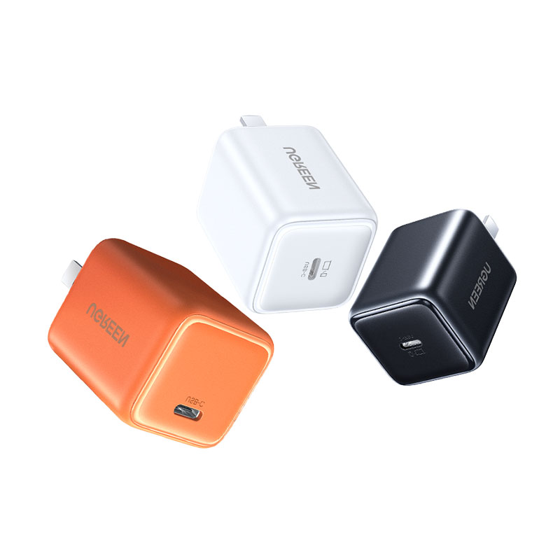 UGREEN Charger  - 04