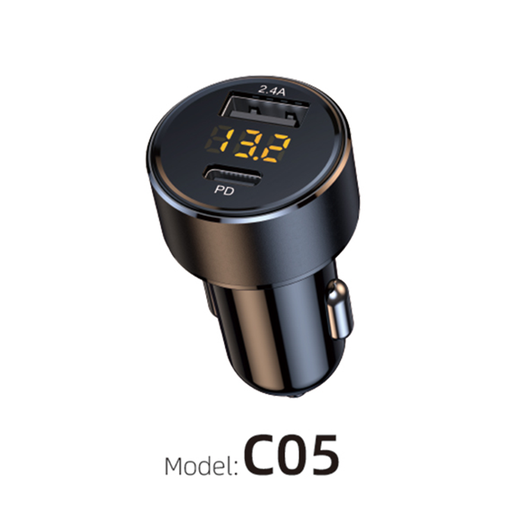 PD car charger USB2.4A+PD port fast charging series (with display screen)