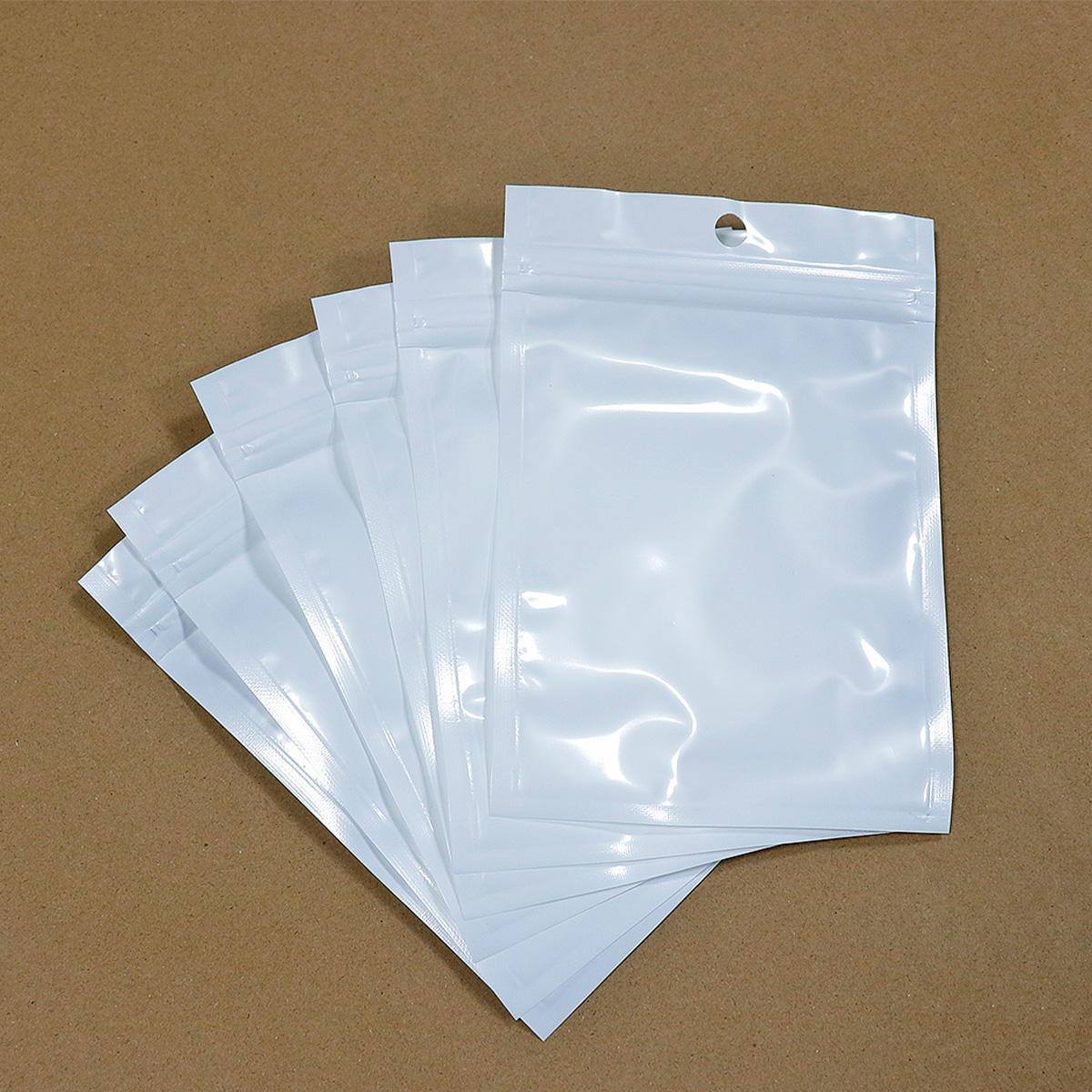 Sante 005 Factory Customized Logo White Transparent Self Sealing Zipper Bag Dustproof Plastic Seal Bags