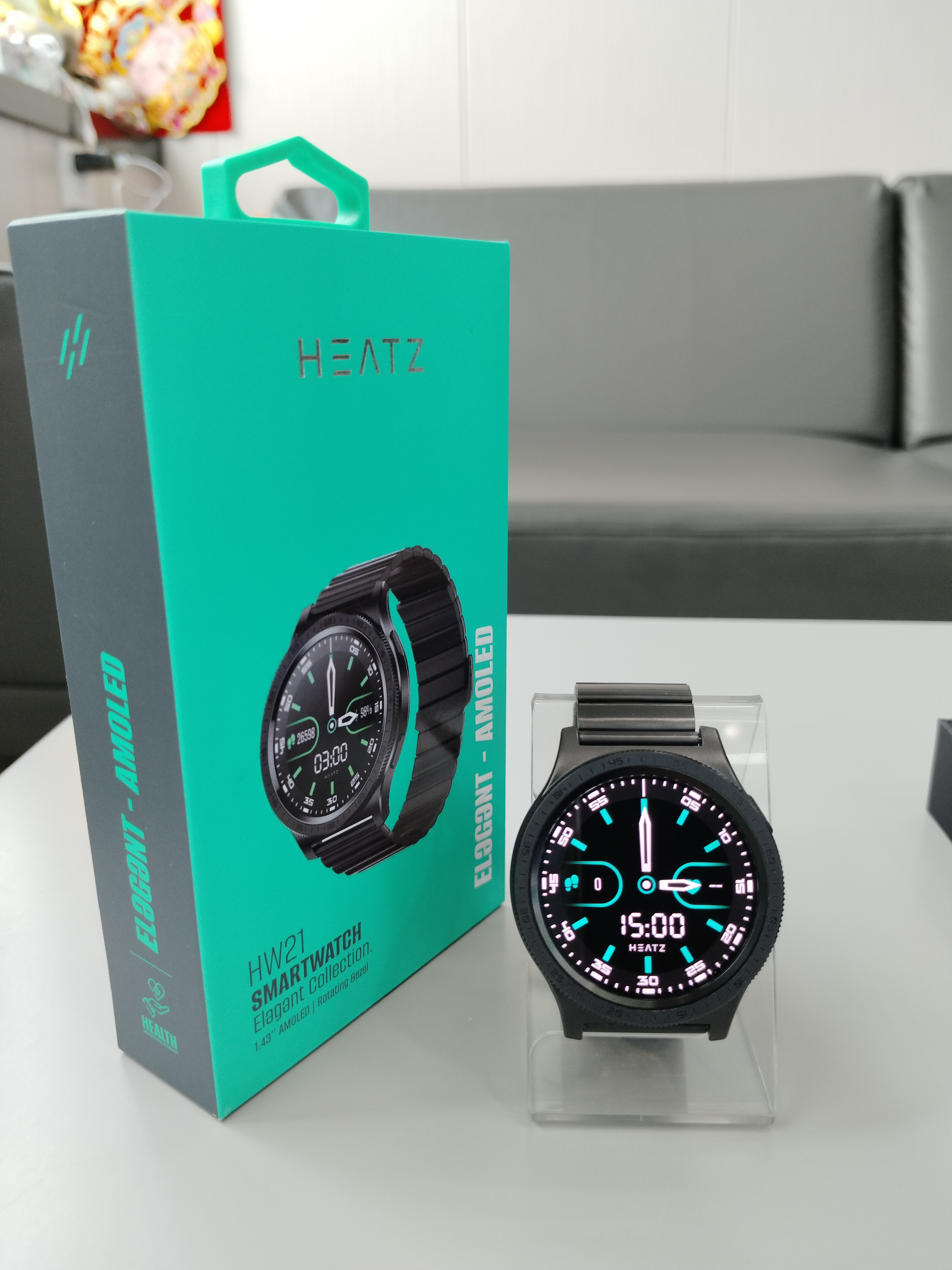 Heatz HW21 Smartwatch 1.43 AMOLED